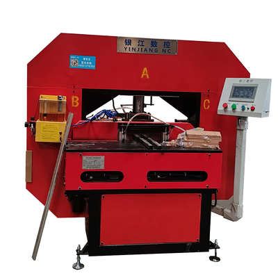 Máy đấm và cắt cưa 300 X 6000mm cho hồ sơ hợp kim nhôm