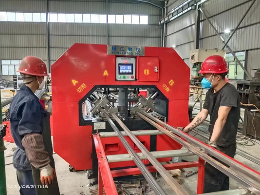 Thiết bị đâm ống hình vuông thép 50-100 đâm/phút