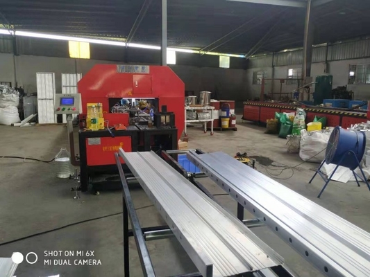Máy cắt cưa đâm hồ sơ nhôm điện với chiều dài xử lý tối đa 6000mm