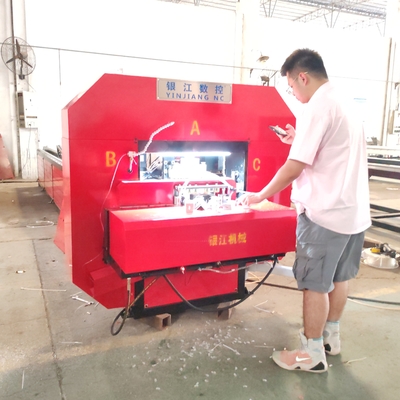 Máy đâm và cưa bằng kim loại nhôm tự động