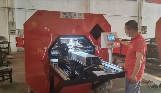 Máy đâm và cắt cưa hồ sơ hợp kim nhôm
