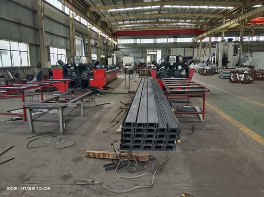 Servo FeedingHydraulic thép Mold kênh thép cắt máy đâm 15kW
